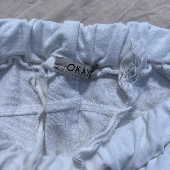 White Joggers with Sequins and Quote - Picture 4 of 4